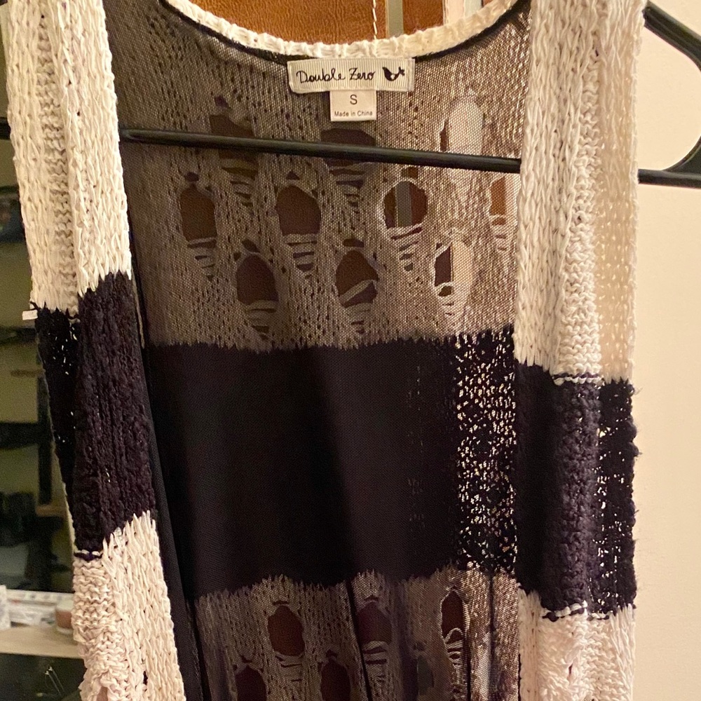 Black & White long vest/cardigan